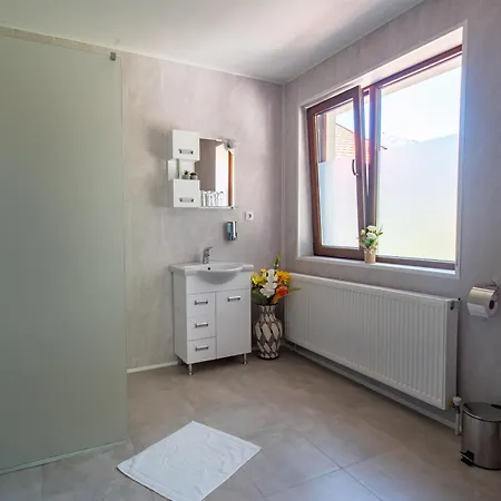 Villa дановатъ къща Zgorigrad
