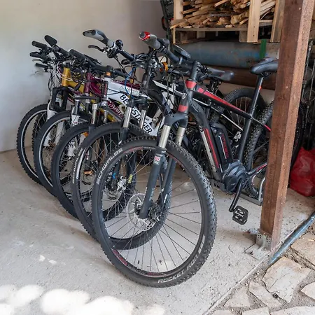 дановатъ къща 빌라 Zgorigrad