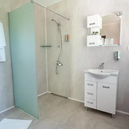 дановатъ къща * Zgorigrad