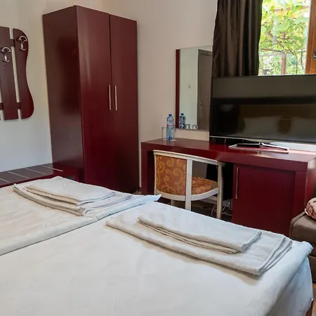 빌라 дановатъ къща *