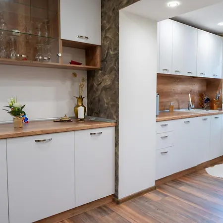 дановатъ къща * Zgorigrad