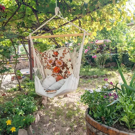 빌라 дановатъ къща *