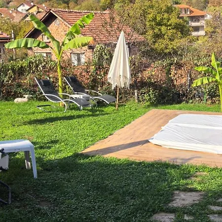 дановатъ къща *