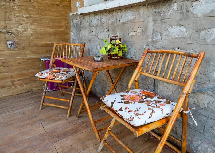 Villa дановатъ къща