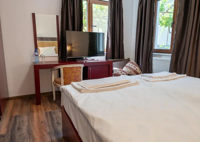 дановатъ къща Villa *